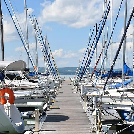 Bl Apartman By Hellobalatonlelle