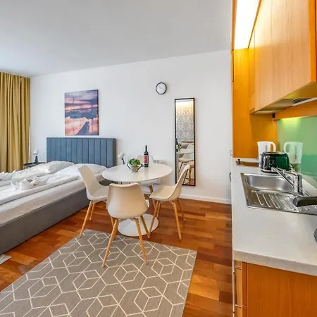 Lägenhet Bl Apartman By Hellobalatonlelle Balatonlelle