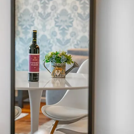 Bl Apartman By Hellobalatonlelle