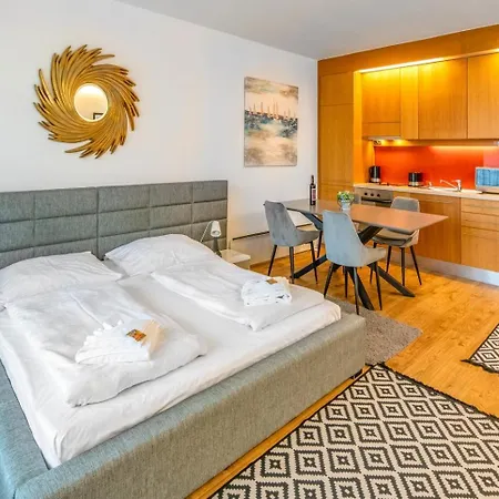 Apartamento Bl Apartman By Hellobalatonlelle Balatonlelle