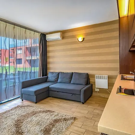 Bl Apartman By Hellobalatonlelle Apartamento *