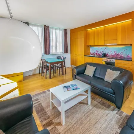 Apartamento Bl Apartman By Hellobalatonlelle Balatonlelle